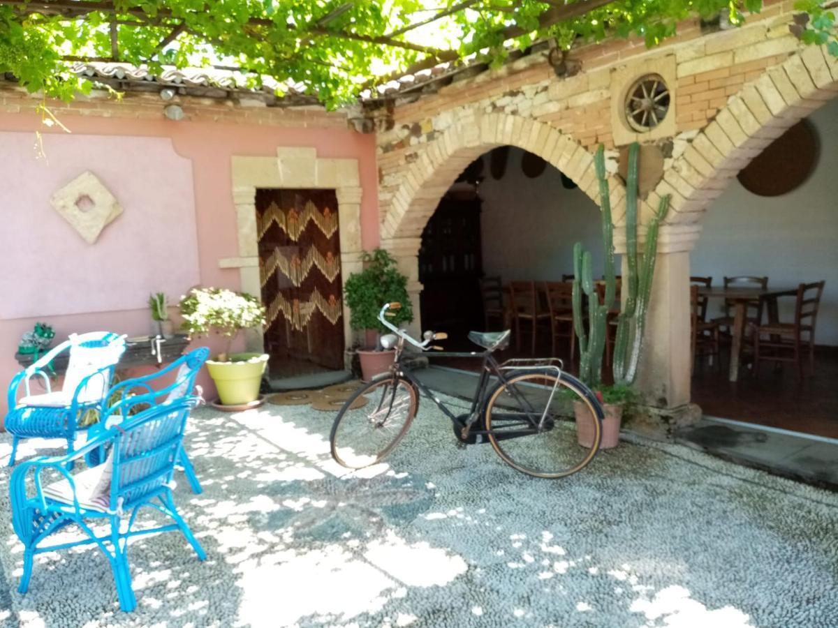 Agriturismo Il Melograno Риола Сардо Екстериор снимка