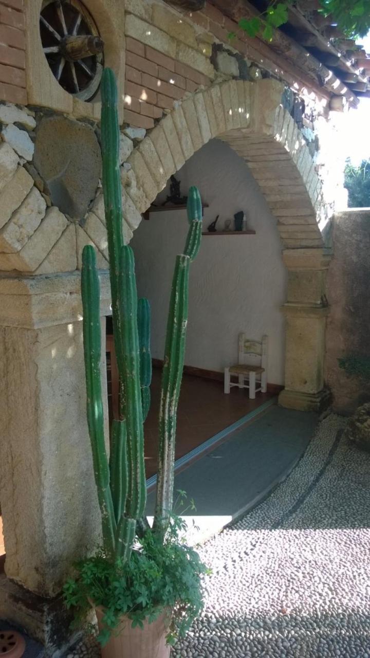 Agriturismo Il Melograno Риола Сардо Екстериор снимка